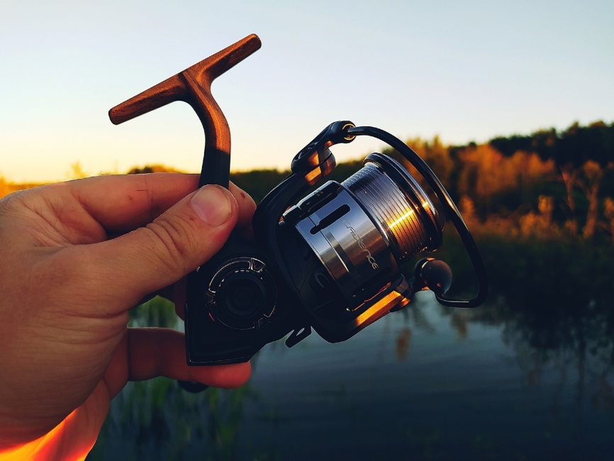 Essence MG (carbon-al, №2000 S-шпуля) 5.2:1 фото 13